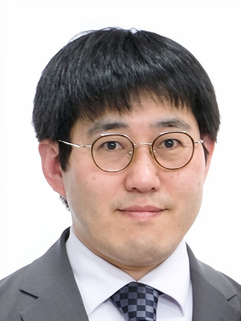 鈴木　修一  教授 写真