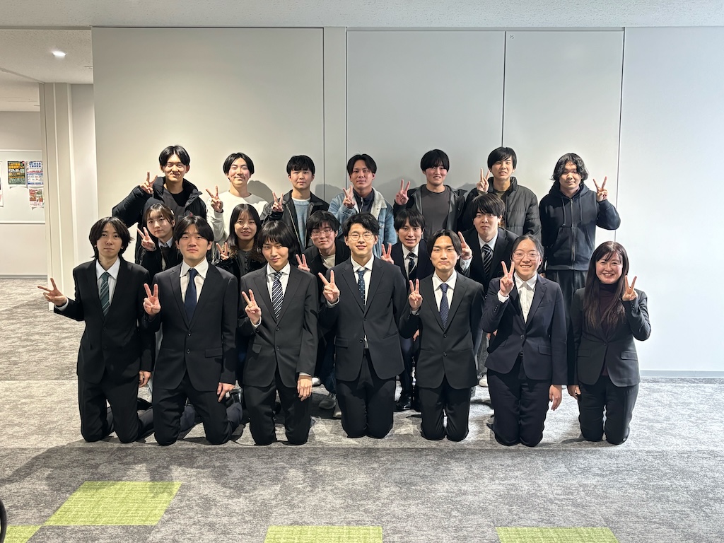 卒業研究・卒業制作発表会の様子