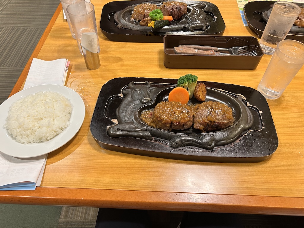 さわやかのげんこつハンバーグ